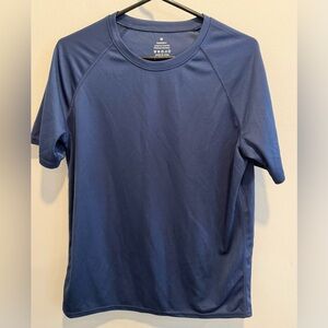 Pack of 4 Men's Athletic Shirt Tshirts size M Red Green Navy White